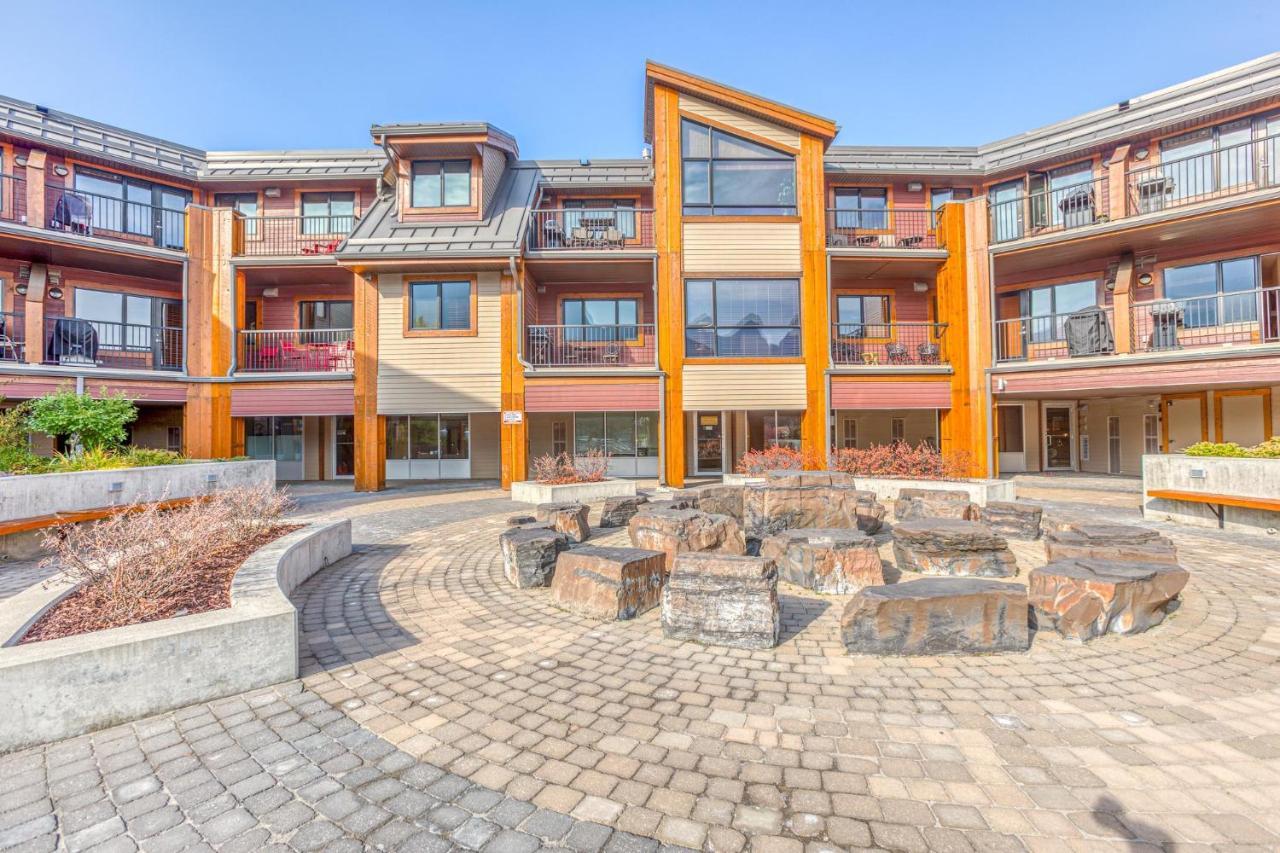 Villa Beautiful Peak Vista - 2BR w Stunning Mt Views Canmore Exterior foto