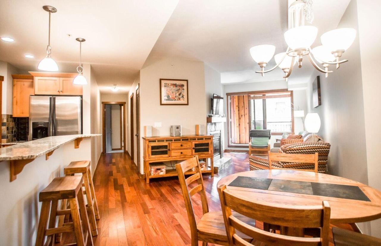 Villa Beautiful Peak Vista - 2BR w Stunning Mt Views Canmore Exterior foto